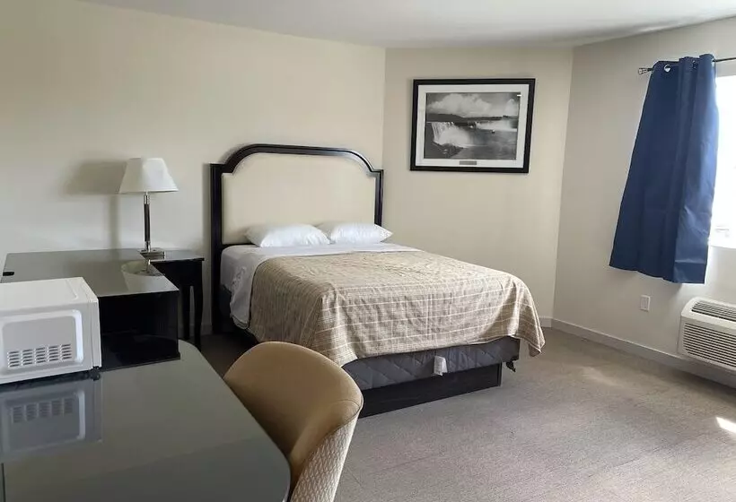 Отель Big Bird Inn