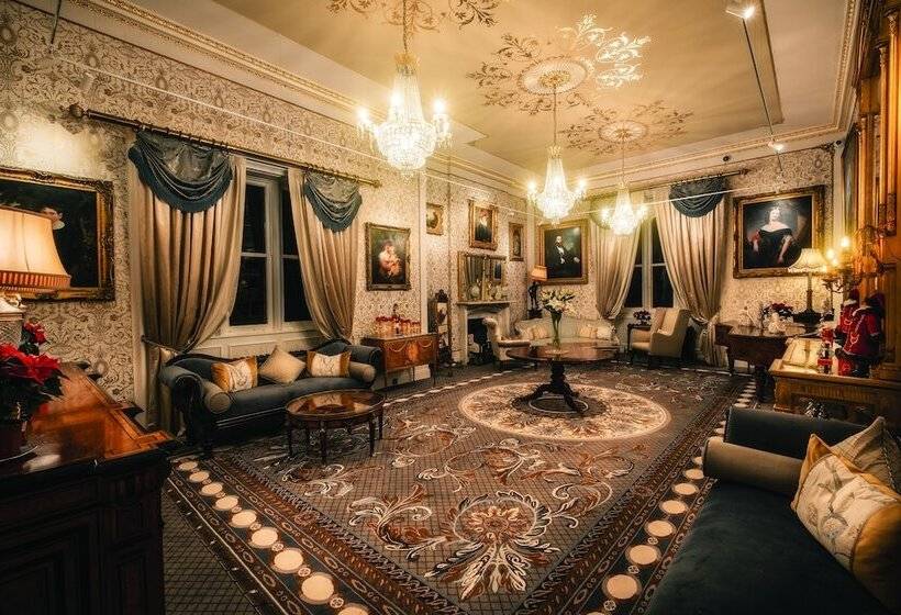 בית מלון כפרי Cabra Castle