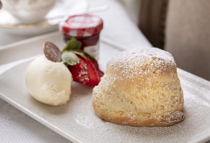 בית מלון כפרי Cabra Castle