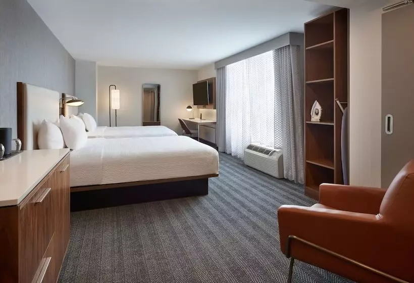 호텔 Courtyard By Marriott Kitchener