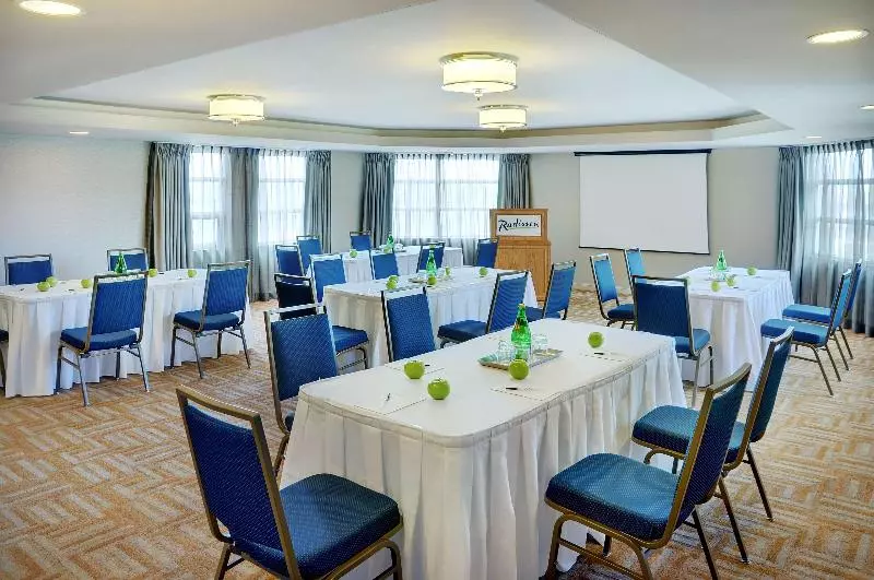 호텔 Courtyard By Marriott Kitchener