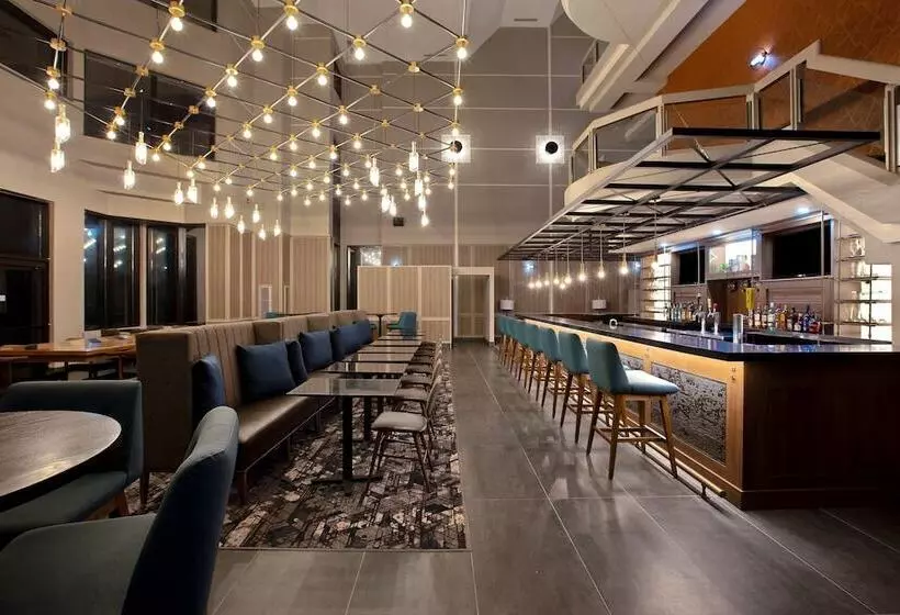 酒店 Four Points By Sheraton St. Catharines Niagara Suites