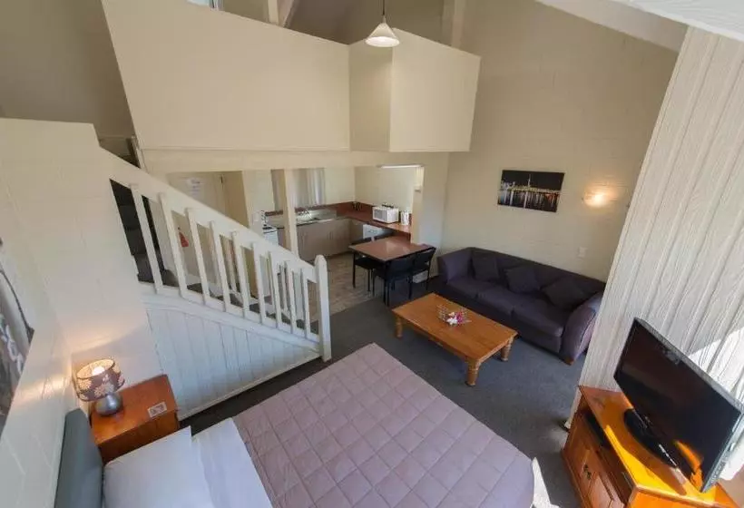 酒店 Howick Motor Lodge