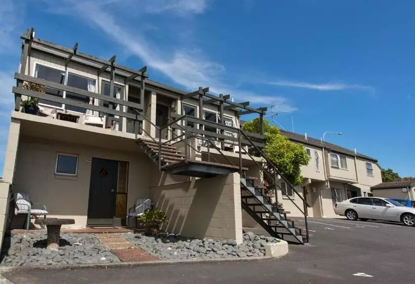 酒店 Howick Motor Lodge