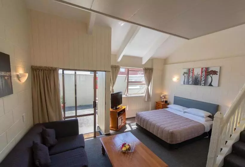 酒店 Howick Motor Lodge