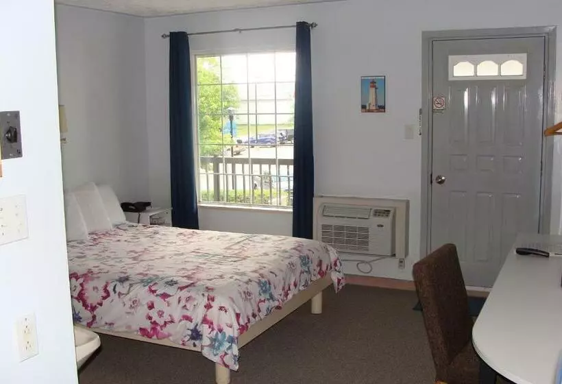 Отель Leisure Inn