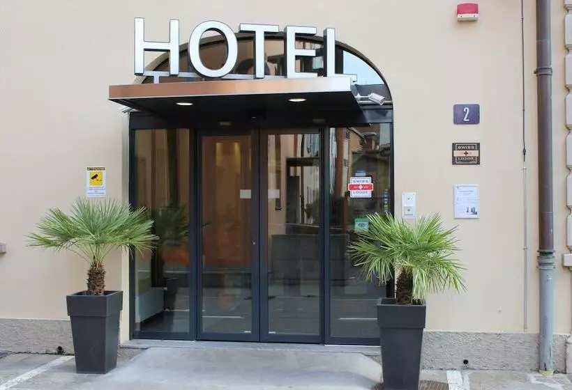 ホテル Pestalozzi Lugano