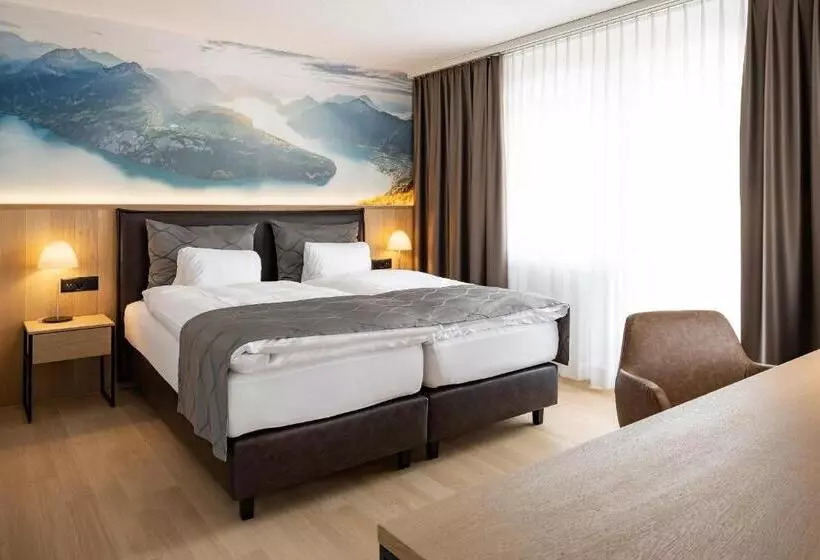 Отель Winkelried Am See