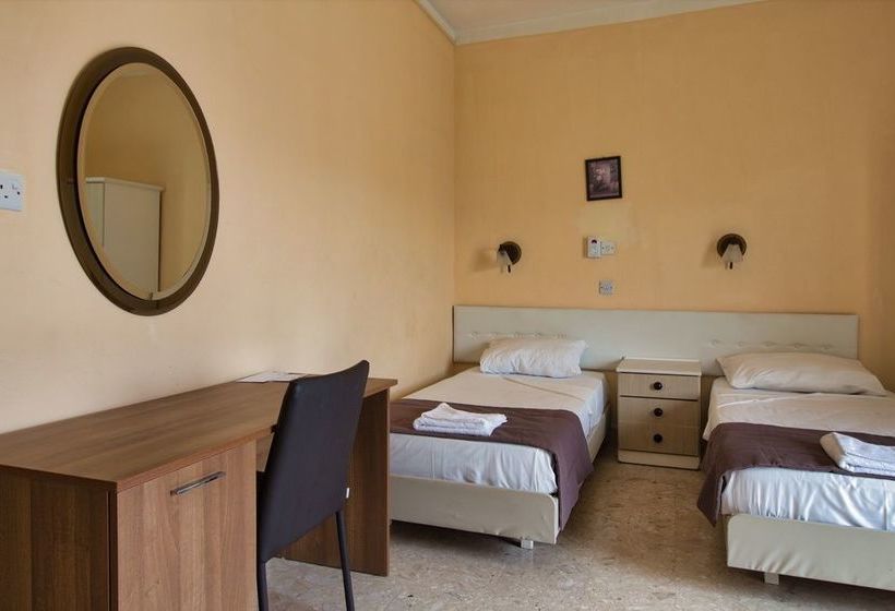 Mavina  & Apartments