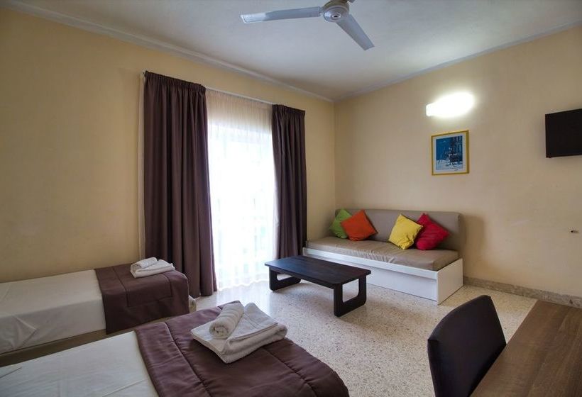 Mavina  & Apartments