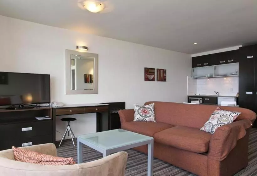 Мотель The Reef Resort