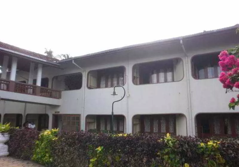 Sunils Beach Hotel