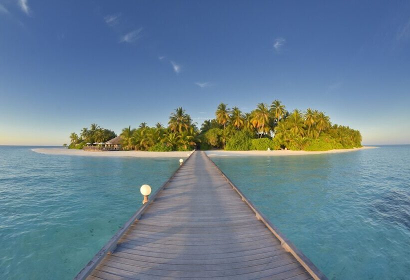 Angaga Island Resort & Spa