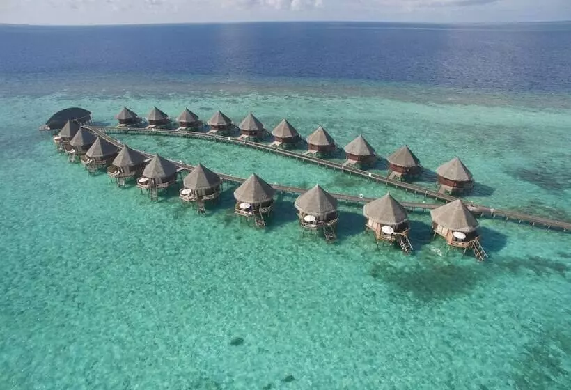 Angaga Island Resort & Spa