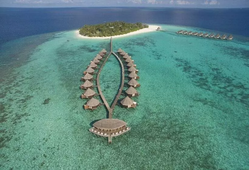 Angaga Island Resort & Spa