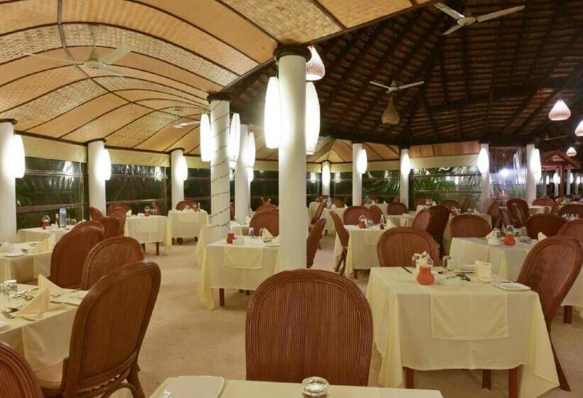 Angaga Island Resort & Spa