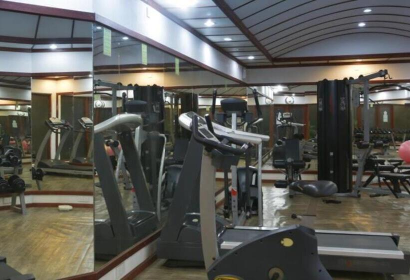 Angaga Island Resort & Spa