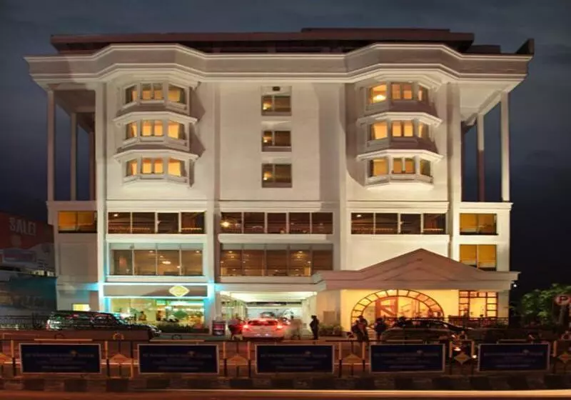 Отель Abad Plaza