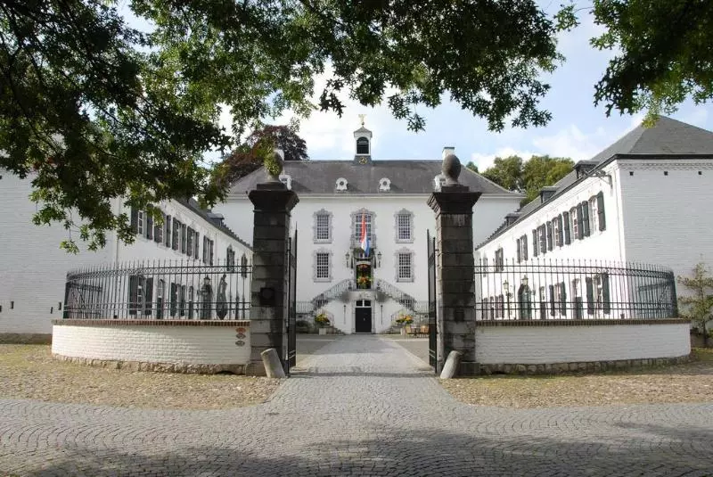 Отель Bilderberg Kasteel Vaalsbroek