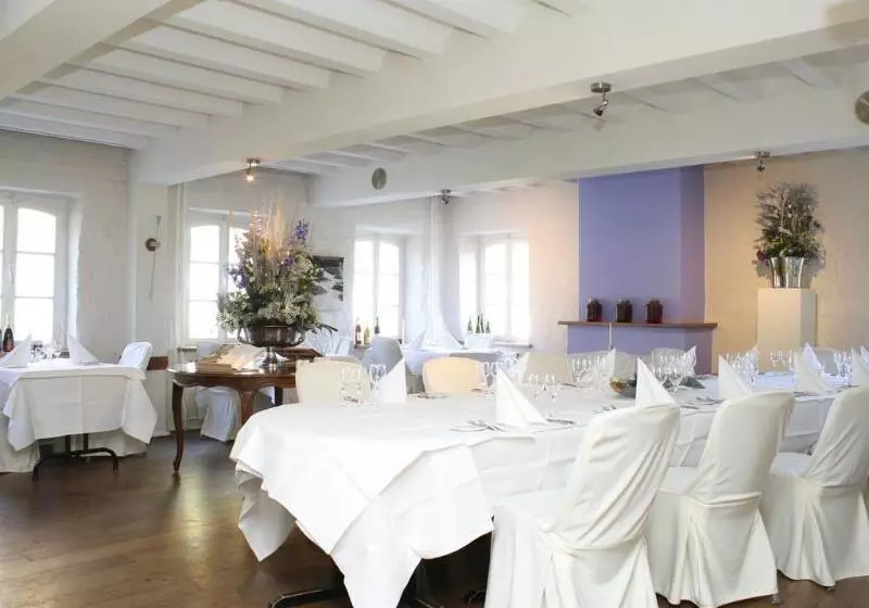 Отель Bilderberg Kasteel Vaalsbroek