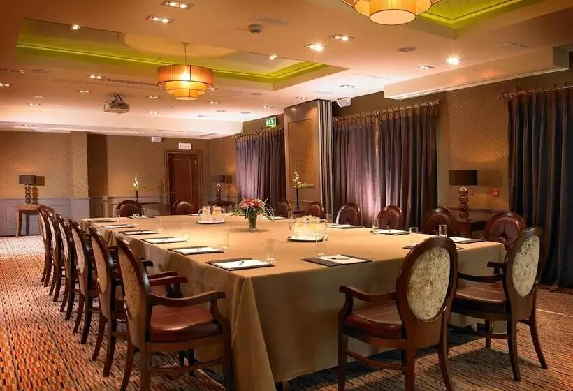 Castlecourt Hotel, Spa & Leisure