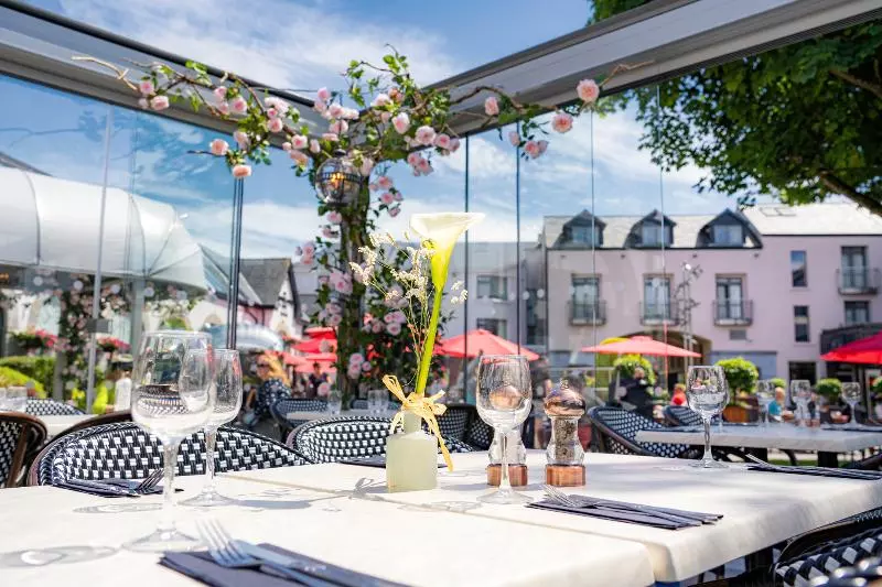 Castlecourt Hotel, Spa & Leisure