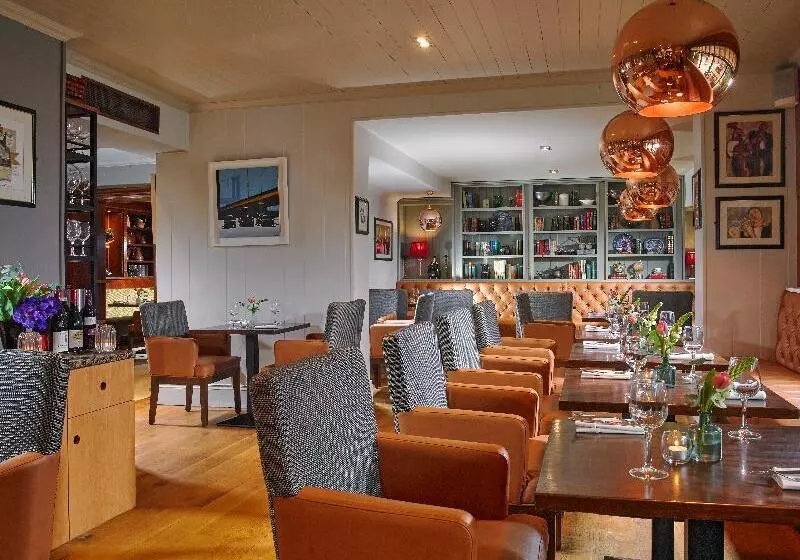 Castlecourt Hotel, Spa & Leisure