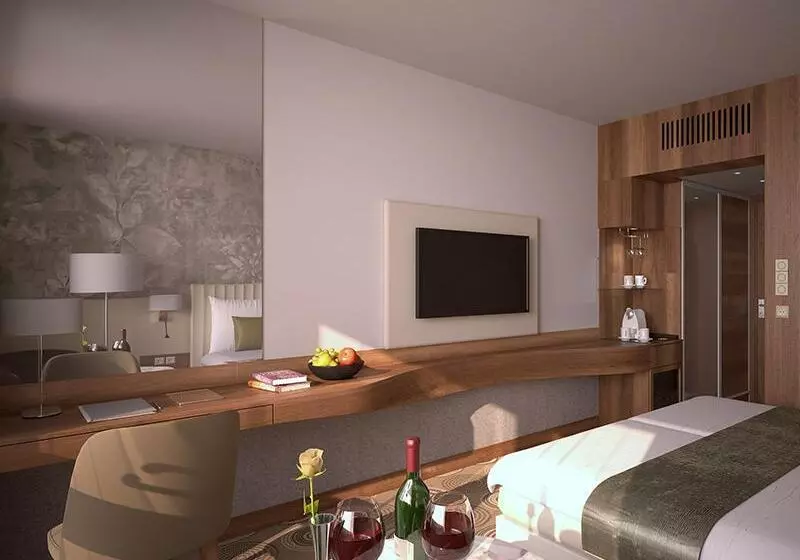 酒店 Carbona Thermal Spa