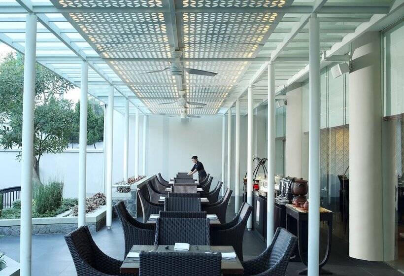 هتل Santika Premiere Jogja