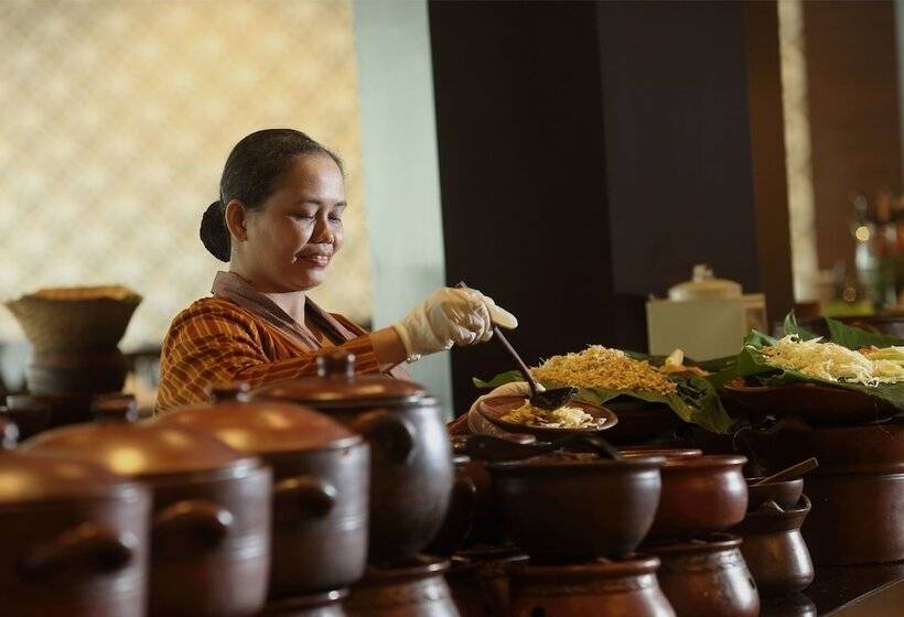 هتل Santika Premiere Jogja