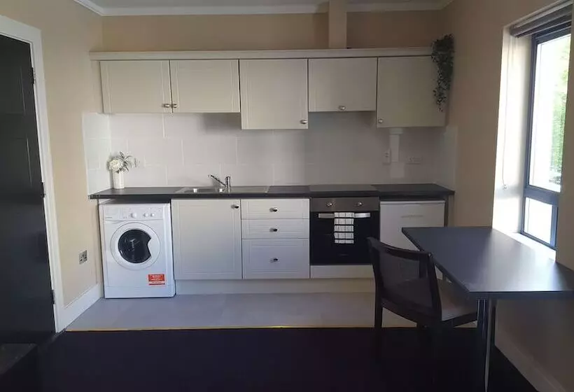 酒店 Shamrock Lodge