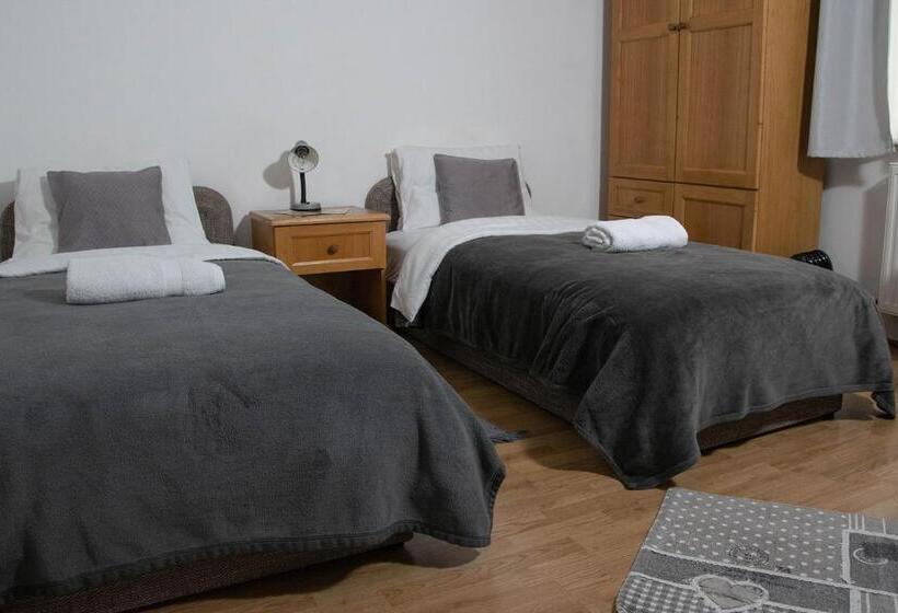 Motell Kiskut Liget Pension