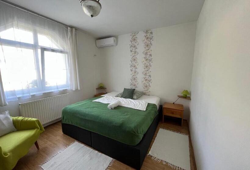 Motell Kiskut Liget Pension