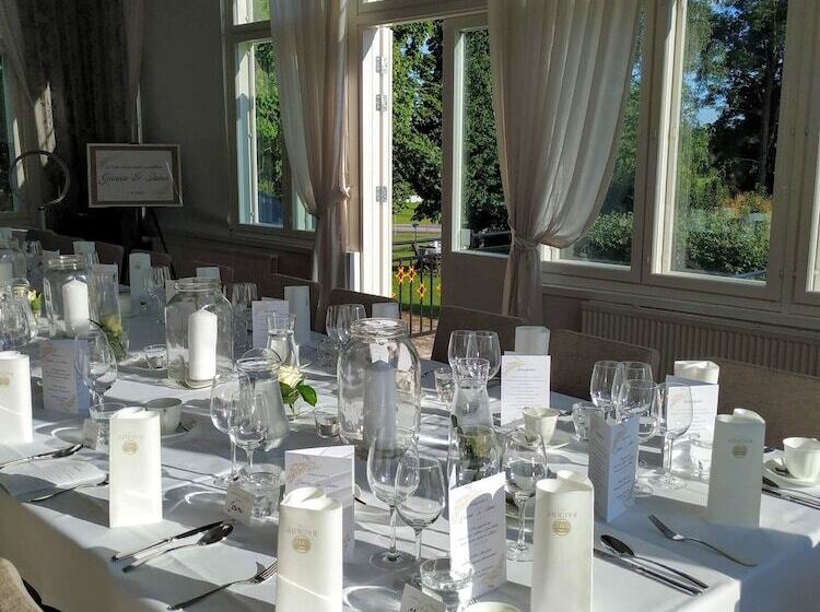 هتل Backbyn Kartano