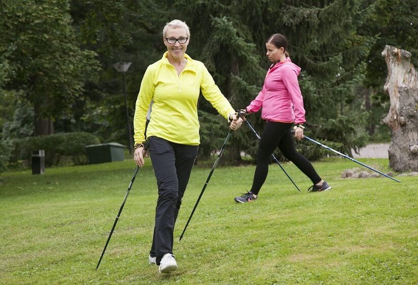 هتل Backbyn Kartano