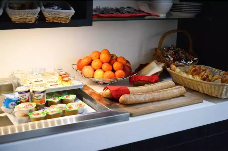 Brit Hotel Confort Rouen Centre