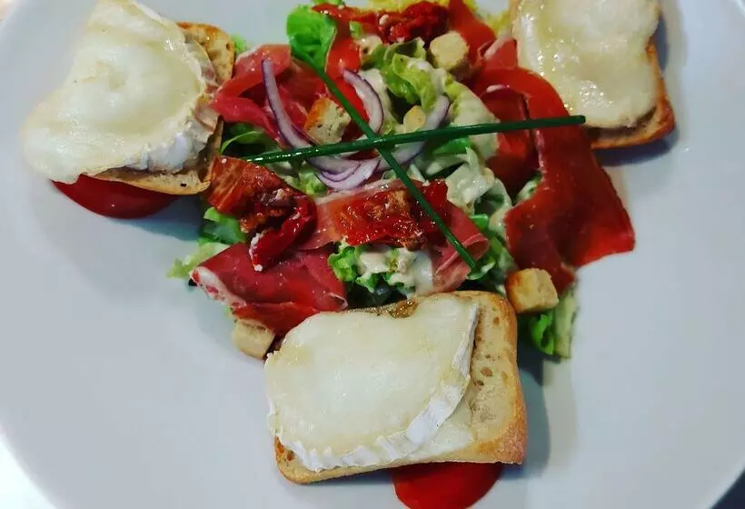 Отель Campanile Bayeux