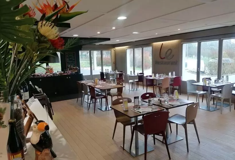 Отель Campanile Bayeux