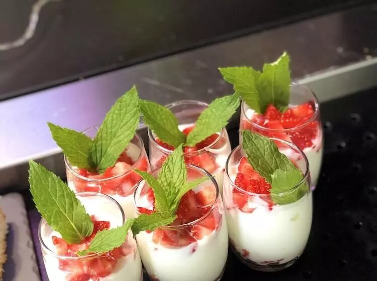 Отель Campanile Bayeux