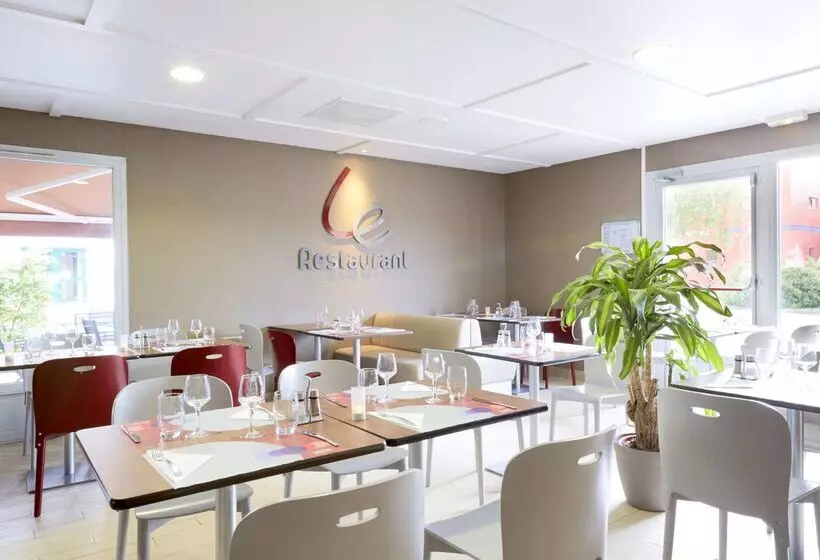 Отель Campanile Chalon Sur Saone