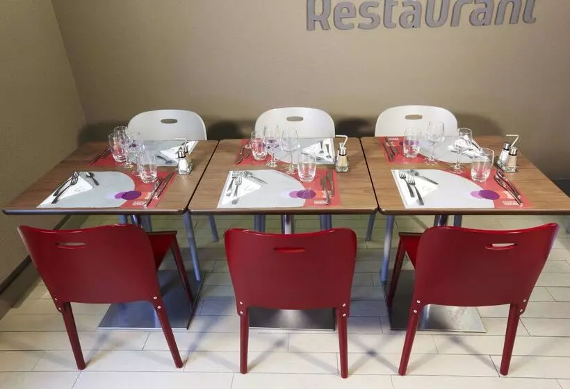 Отель Campanile Lille Sud  Douai Cuincy