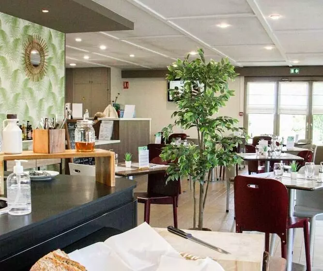 فندق Campanile Lille Sud Douai Cuincy