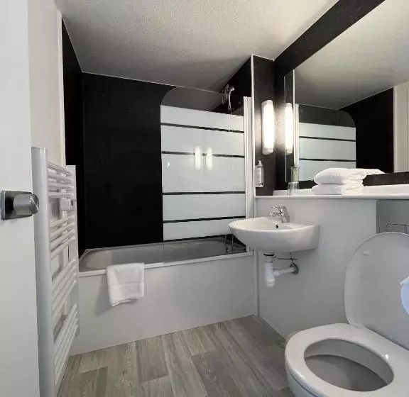 בית מלון כפרי The Originals City, Hôtel Mâcon Nord