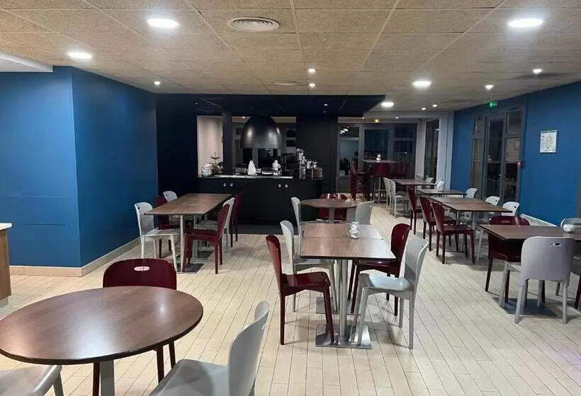 בית מלון כפרי The Originals City, Hôtel Mâcon Nord