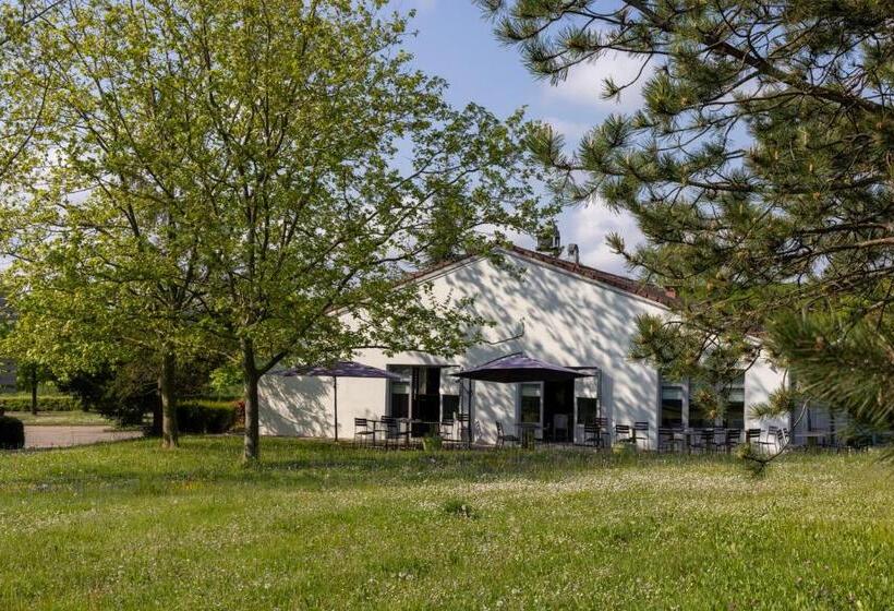 Отель The Originals City, Hôtel Mâcon Nord