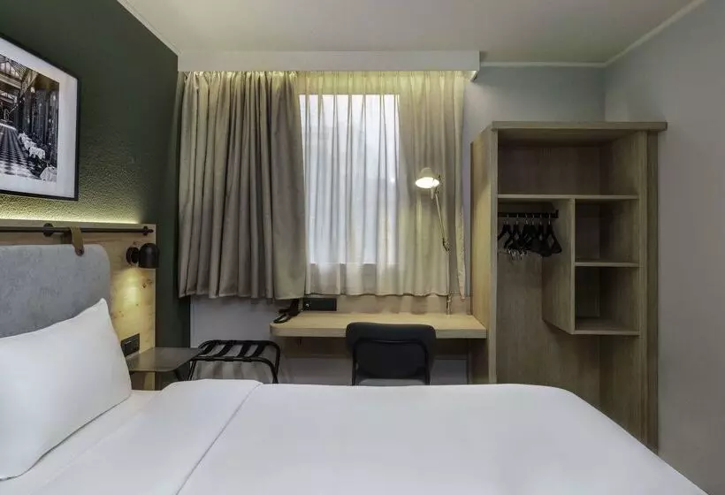 Отель Campanile Marne La Vallée   Chelles