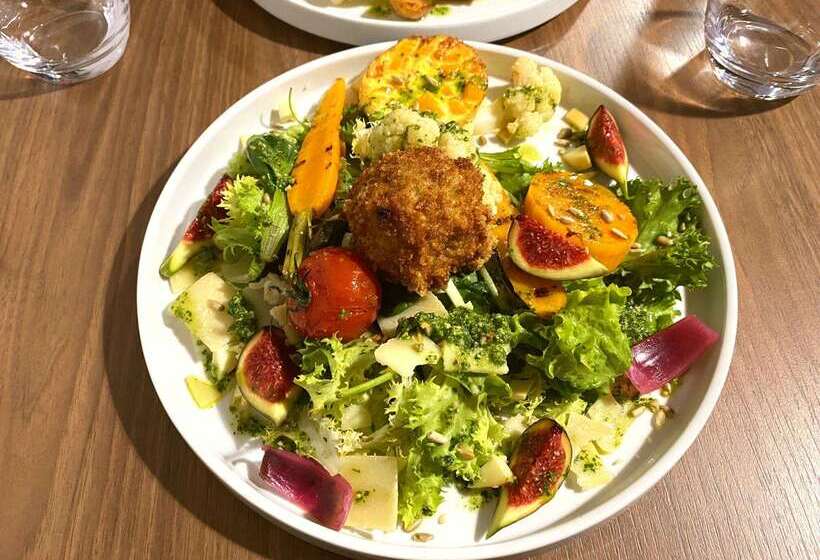 בית מלון כפרי Campanile Millau