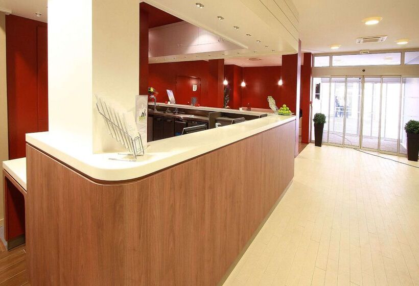 فندق Campanile Nimes Centre  Mascarbonnel