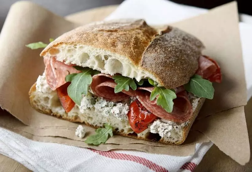 酒店 Campanile Pont A Mousson