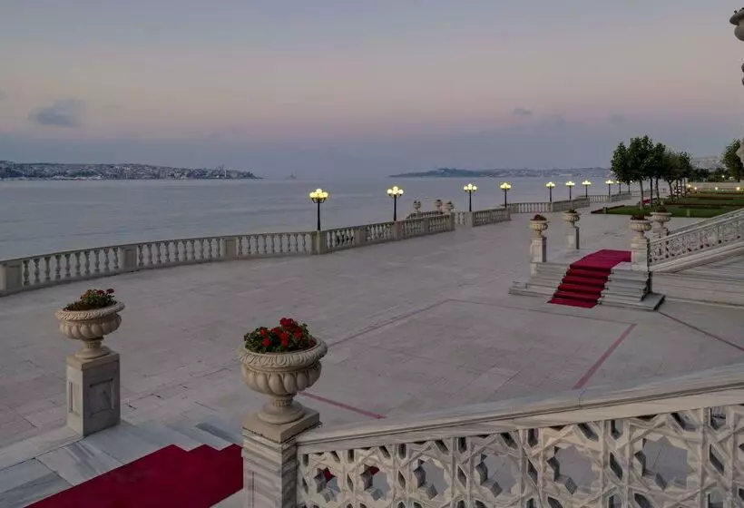 Hotel Çırağan Palace Kempinski Istanbul